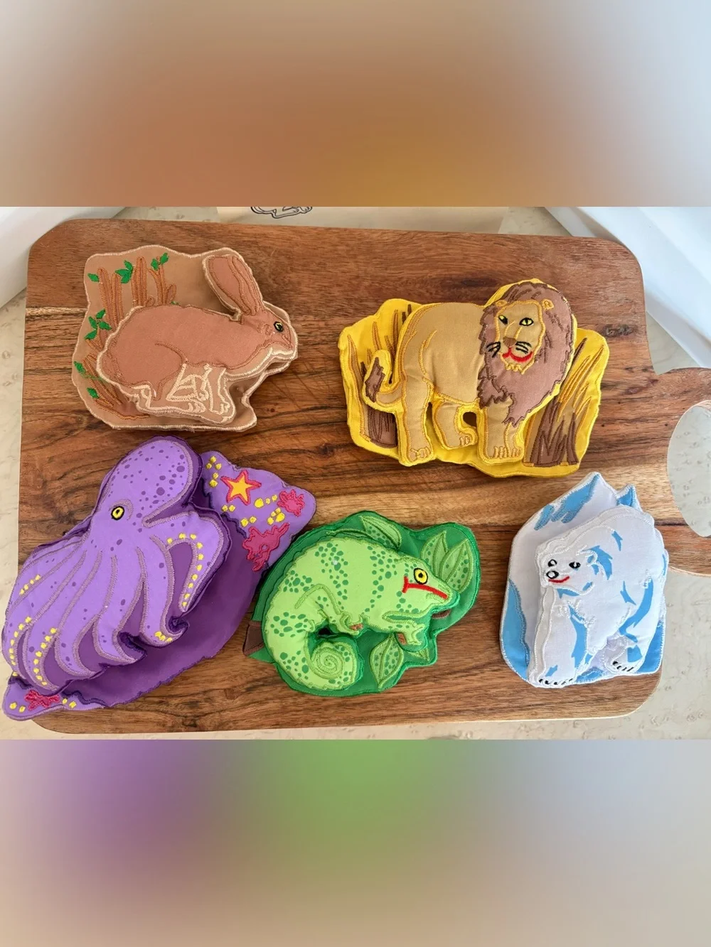 Animal Camouflage Storytelling Kit - Colorful Plush Safari & Sea Creatures